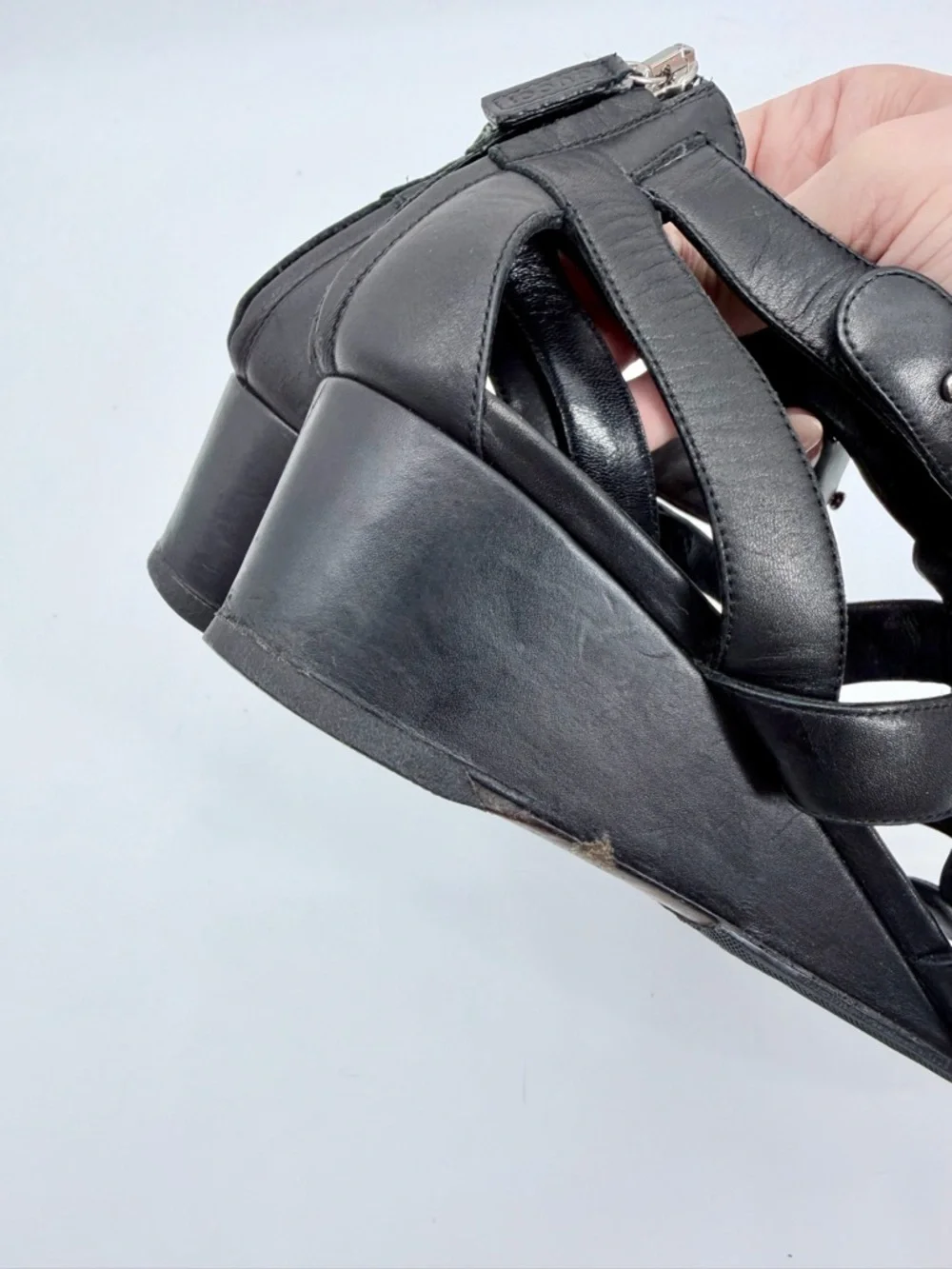 GUCCI Sigourney Studded Leather Wedge Gladiator Sandals Black Size 40